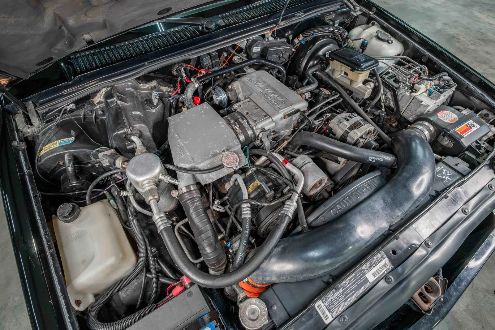 1991-GMC-Syclone-Lamp Black-1GDCT14Z4M8801293-41.jpg
